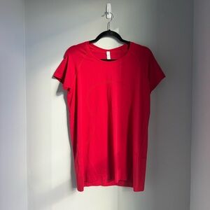 Lululemon Swiftly Tech Short Sleeve Cherry Red Size 14